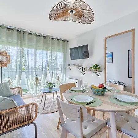 Au Bon Repos - Appt Proche De La Appartamento Cabourg
